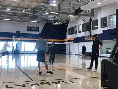 包含犹他爵士内部会议纪要流出：今晨完成体检，意大利杯使命明确，阵容厚度经受考验的词条-一竞技官方入口